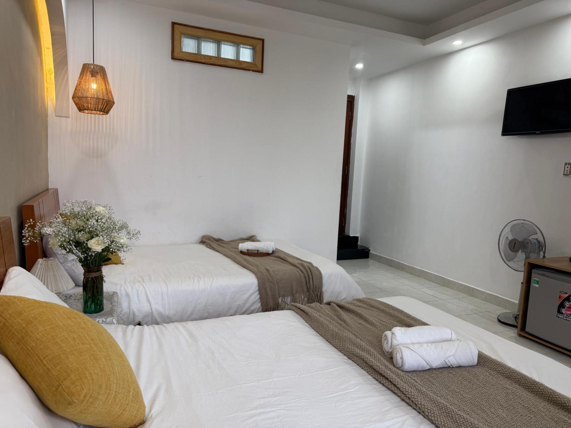 Hotel Phuong Trinh Da Lat Exterior photo